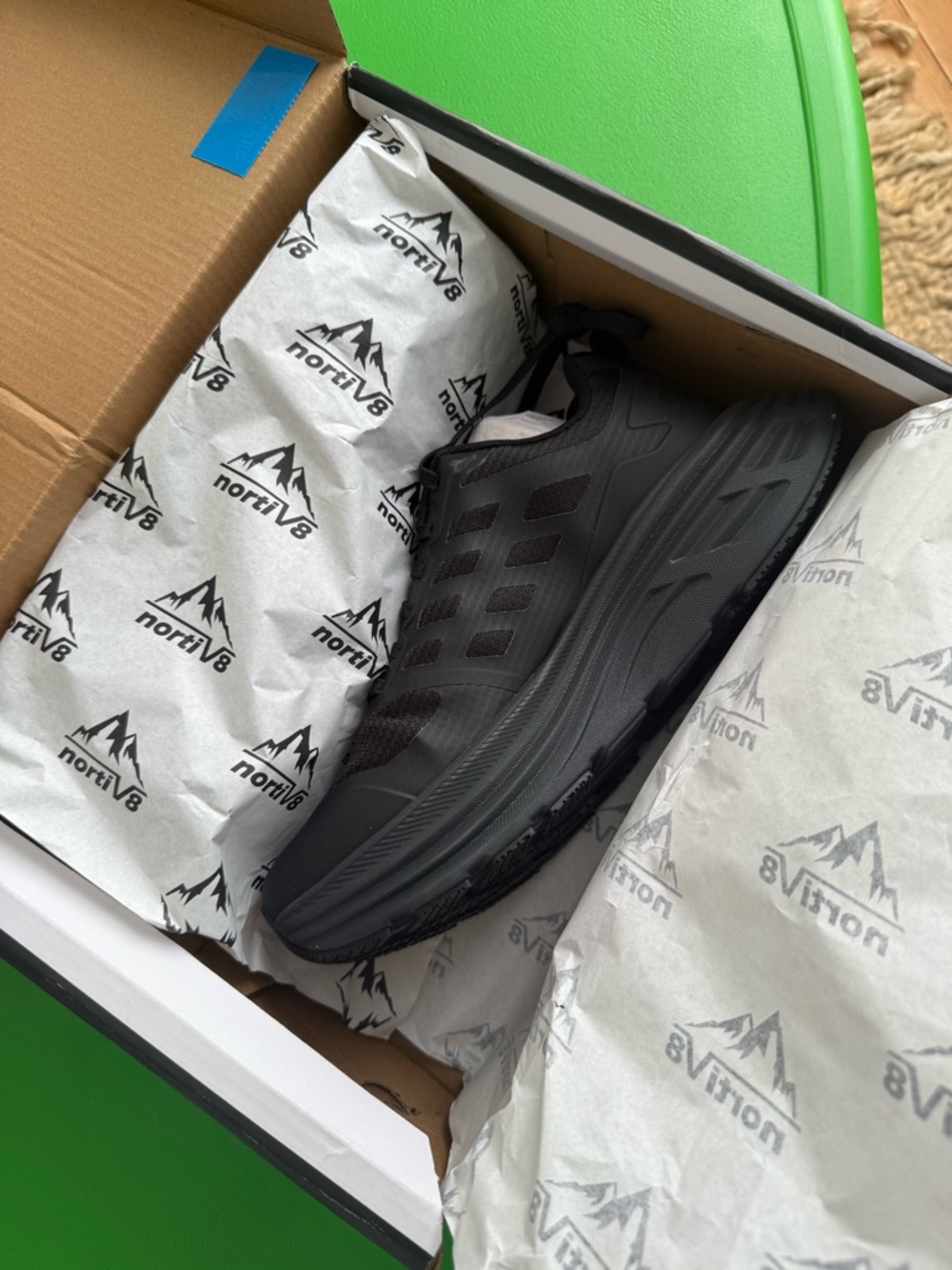 *NEW IN BOX** Nortiv8 Women’s Athletic Walking Sneakers - Black - Picture 7 of 10